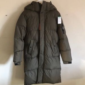 Long Puffer Jacket Size: M/L